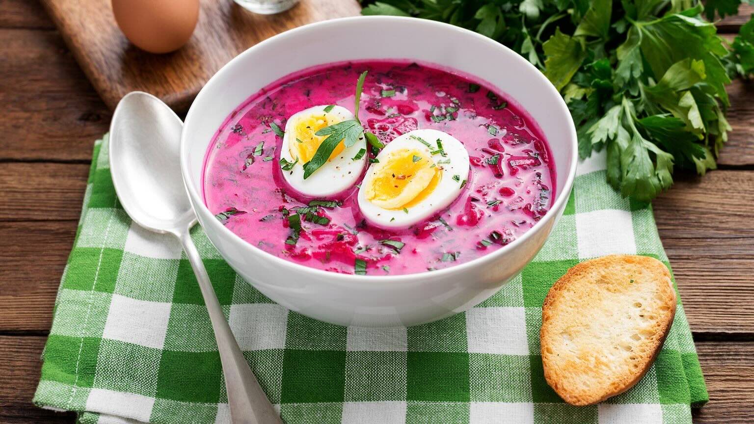 przepis-na-chlodnik-z-burakow