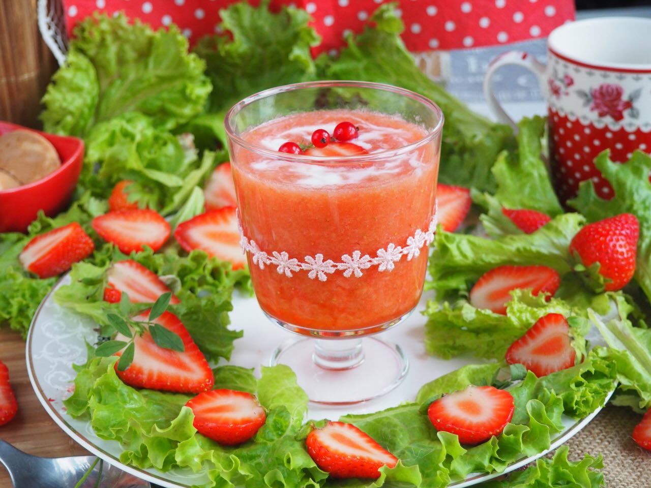 przepis-na-koktajl-truskawkowy-z-pomidorem