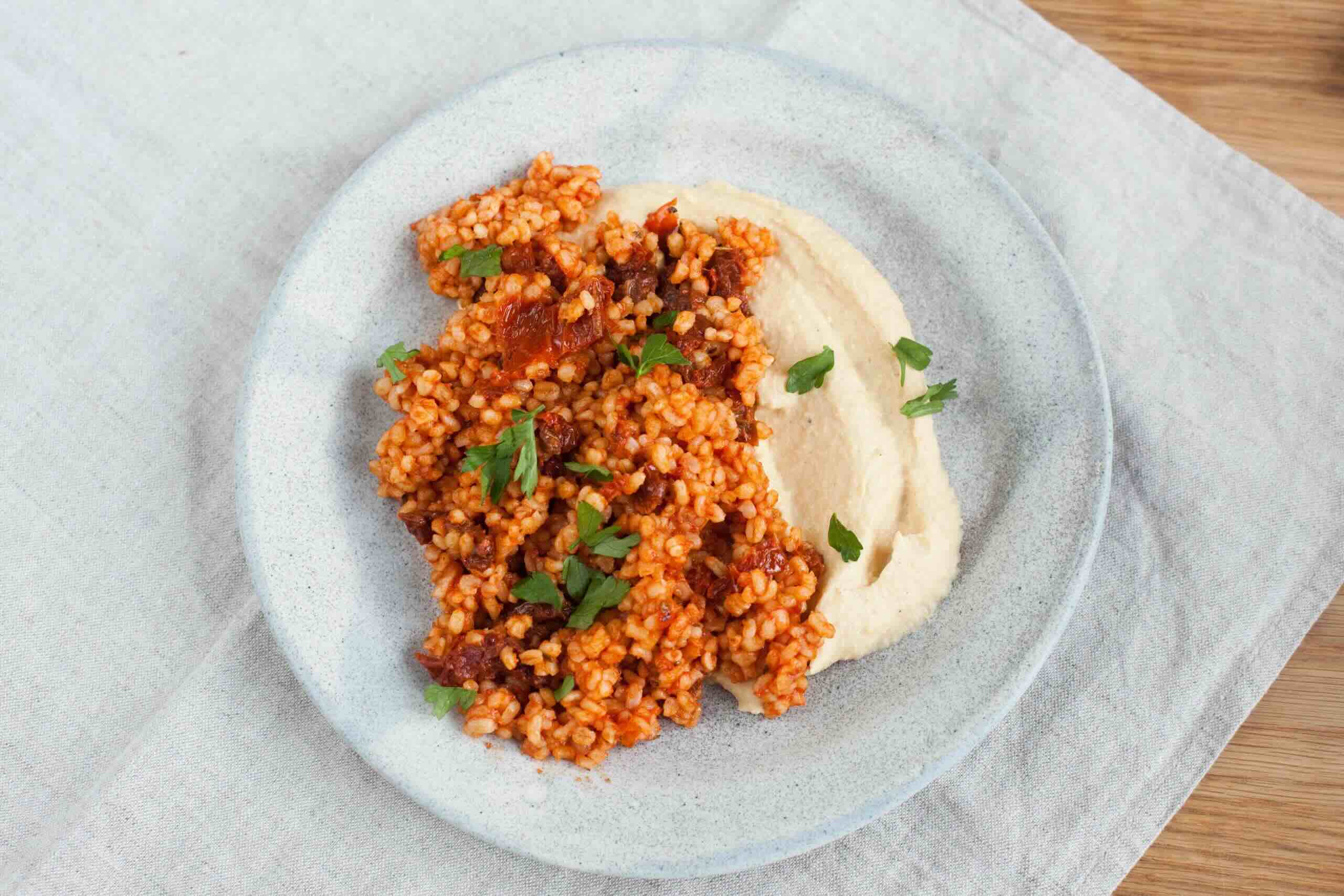 przepis-na-marchewkowe-pesto-z-ciecierzyca-i-bulgurem