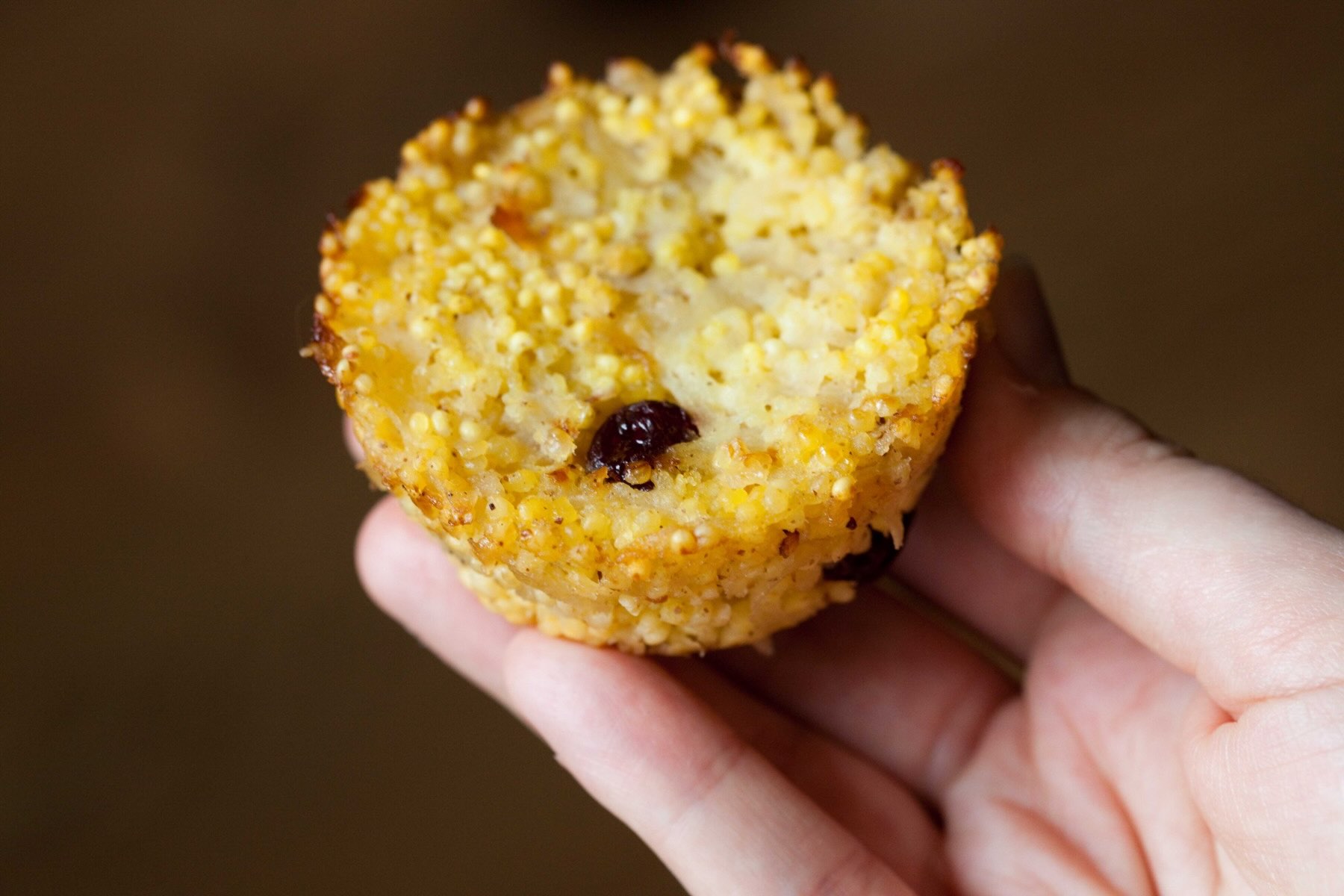 przepis-na-muffinki-z-kasza-jaglana-i-sliwkami