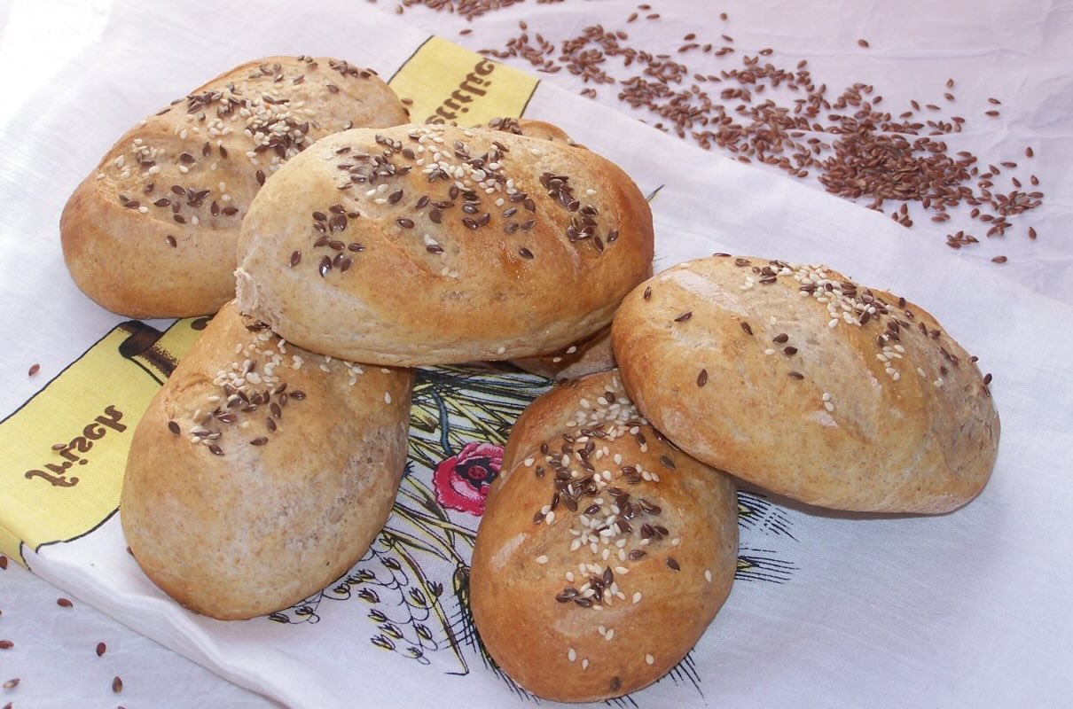 przepis-na-pasta-serowa-i-orkiszowe-buleczki