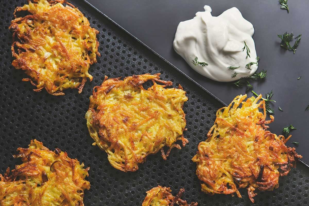 przepis-na-placki-ziemniaczane-z-marchewka-i-feta