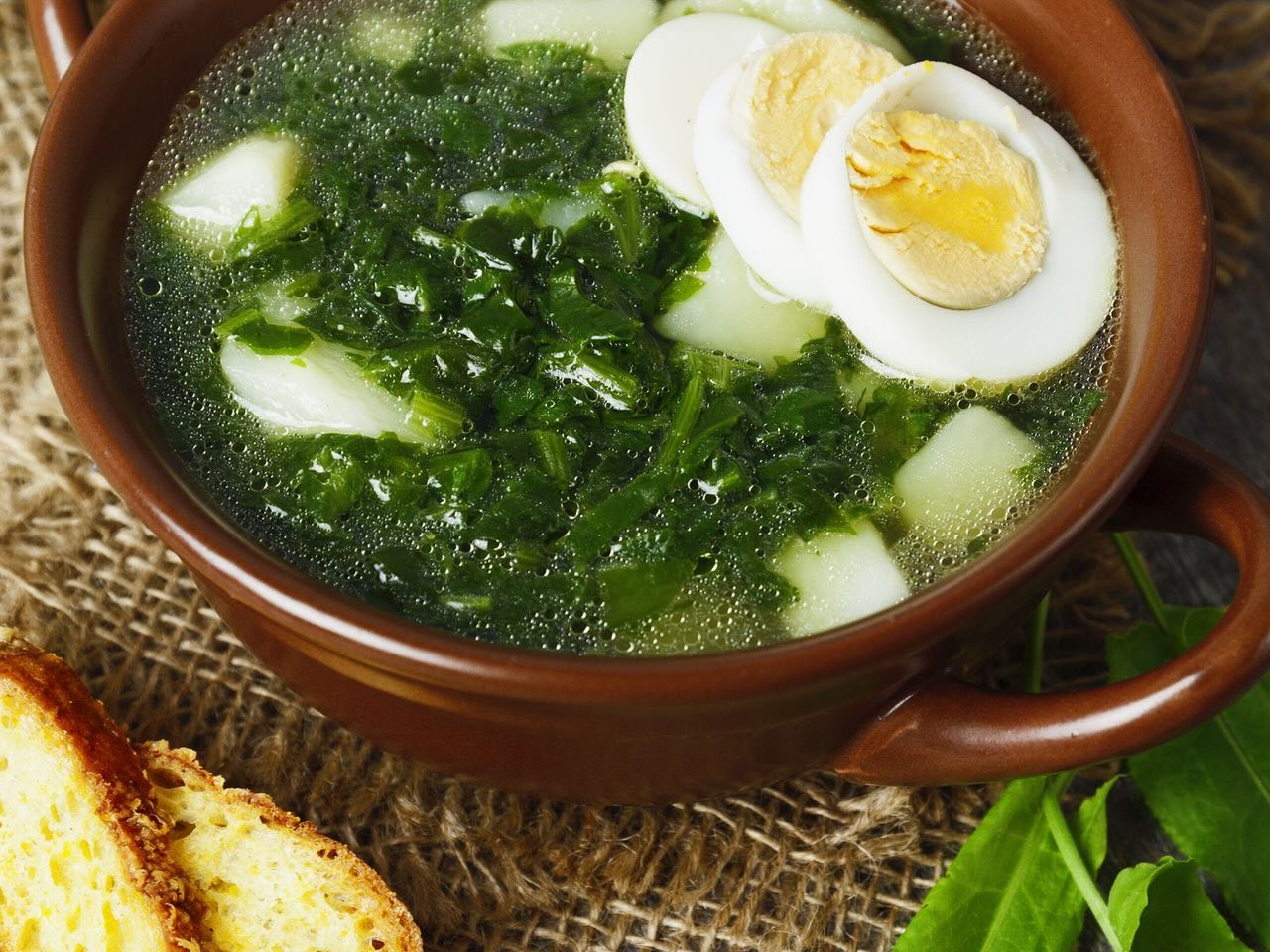 przepis-na-zupa-oczyszczajaca-z-zurawina-i-figami