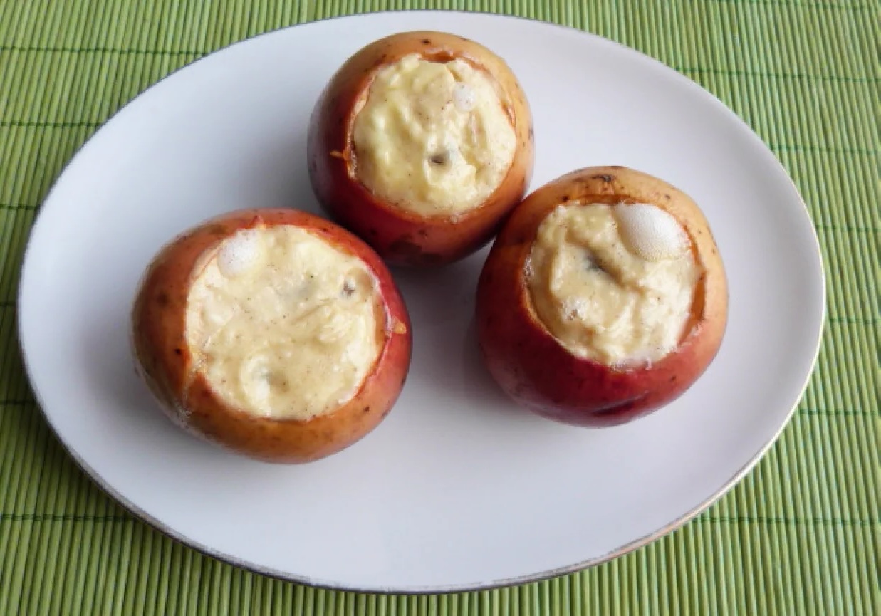 przepis-na-jablka-grzybowe-wytrawne-nadziewane-peczakiem-i-porem