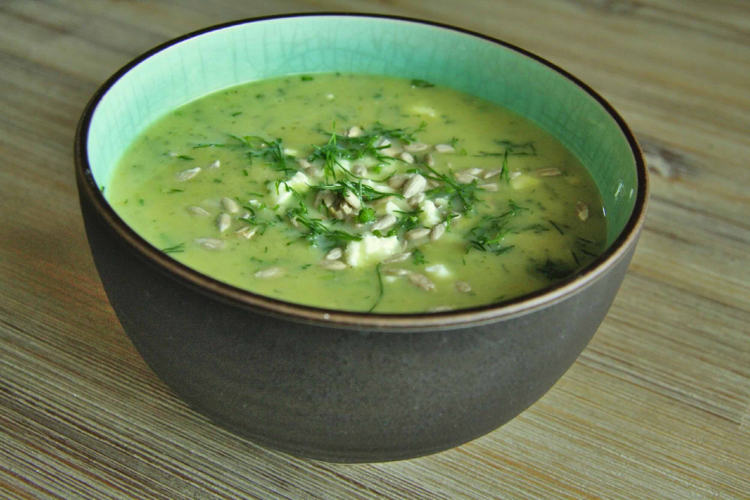 przepis-na-krem-z-bobu-i-cukinii