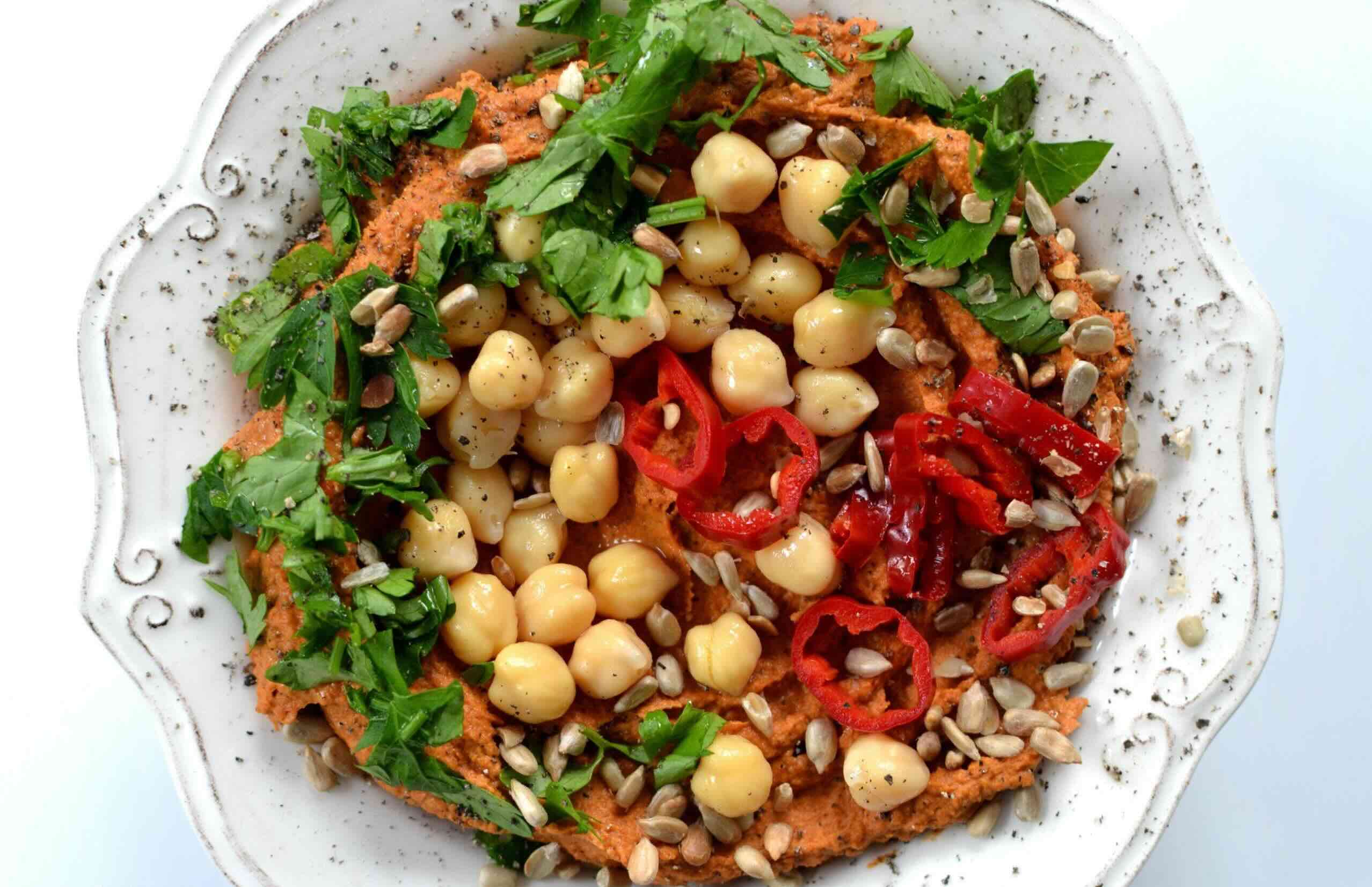 przepis-na-pasta-z-ciecierzycy-i-suszonych-pomidorow