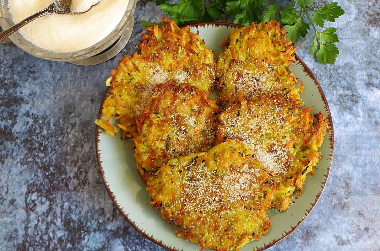 przepis-na-placki-z-cukinii