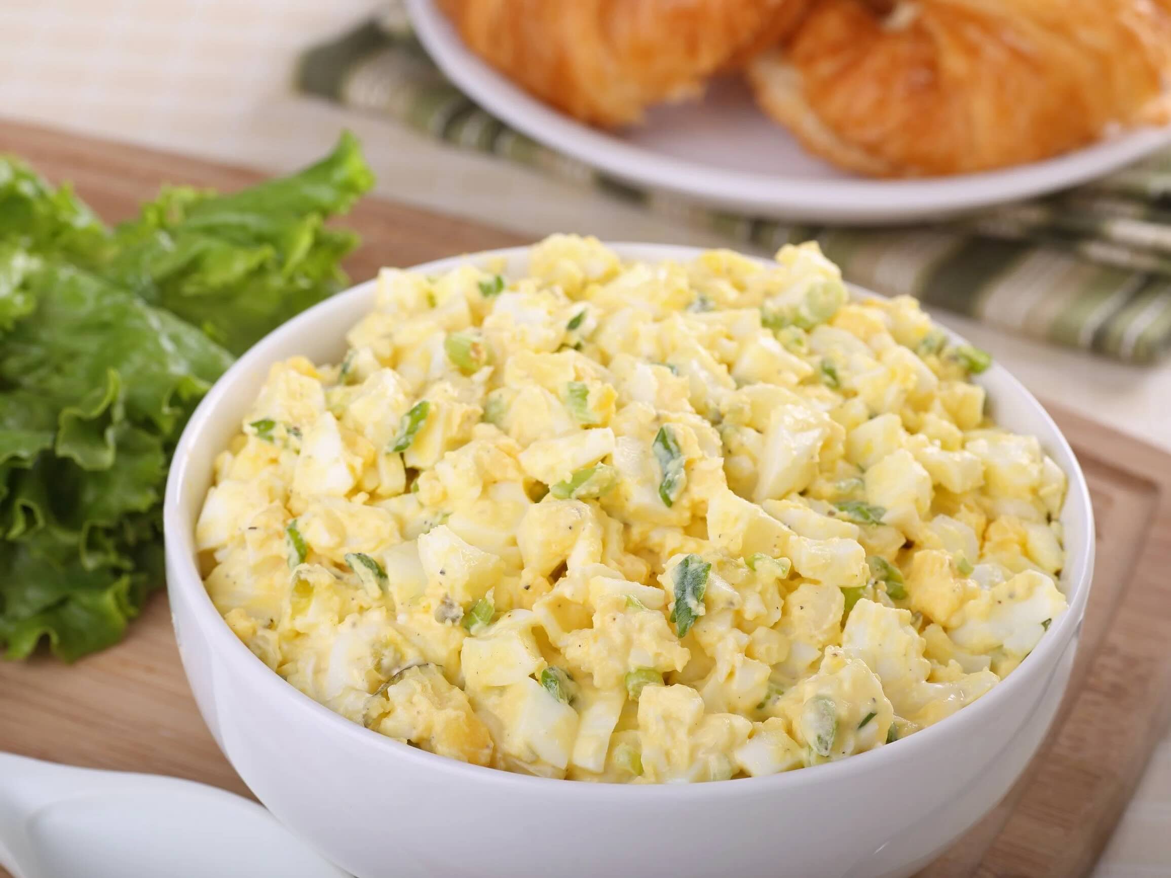 przepis-na-salatka-jajeczna