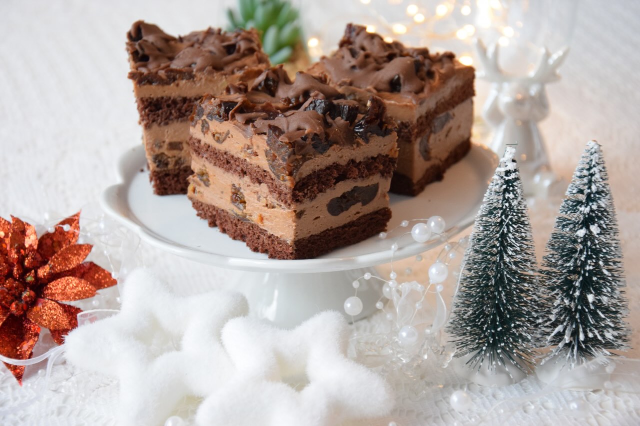 przepis-na-sliwki-w-czekoladzie-domowe