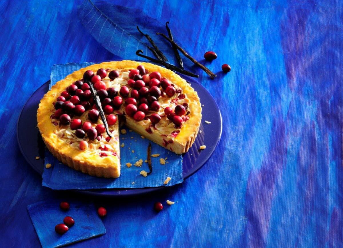przepis-na-tarta-z-kremem-waniliowym-i-zurawina