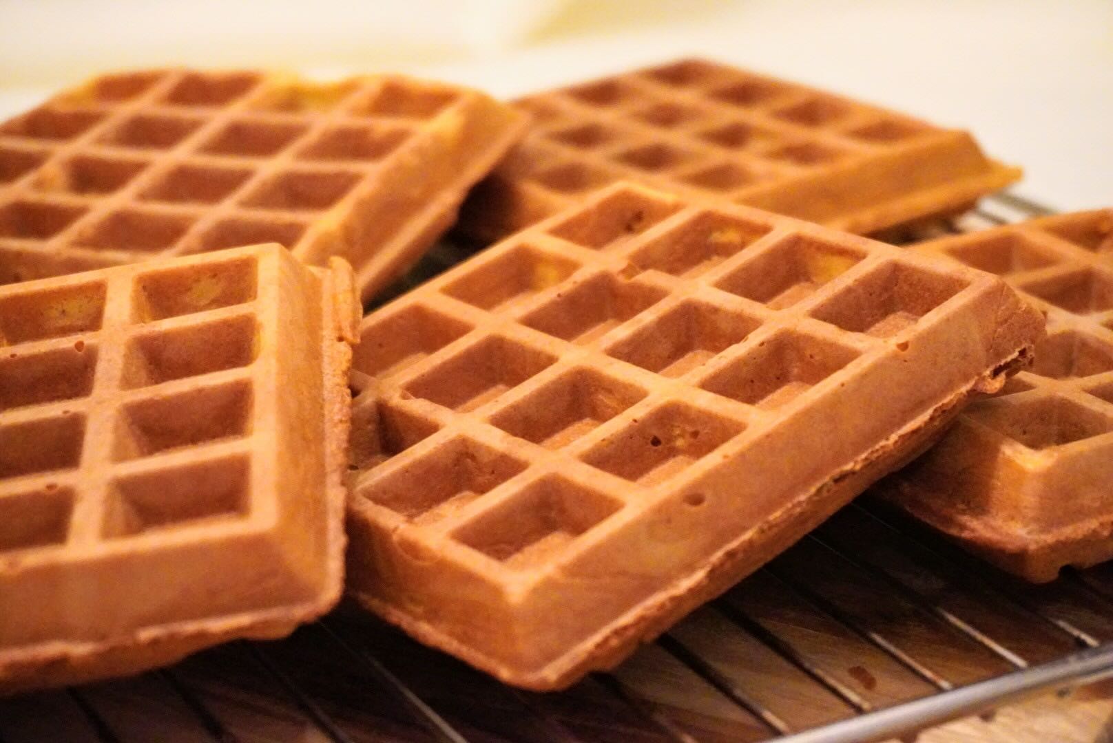 przepis-na-weganskie-gofry-dyniowe