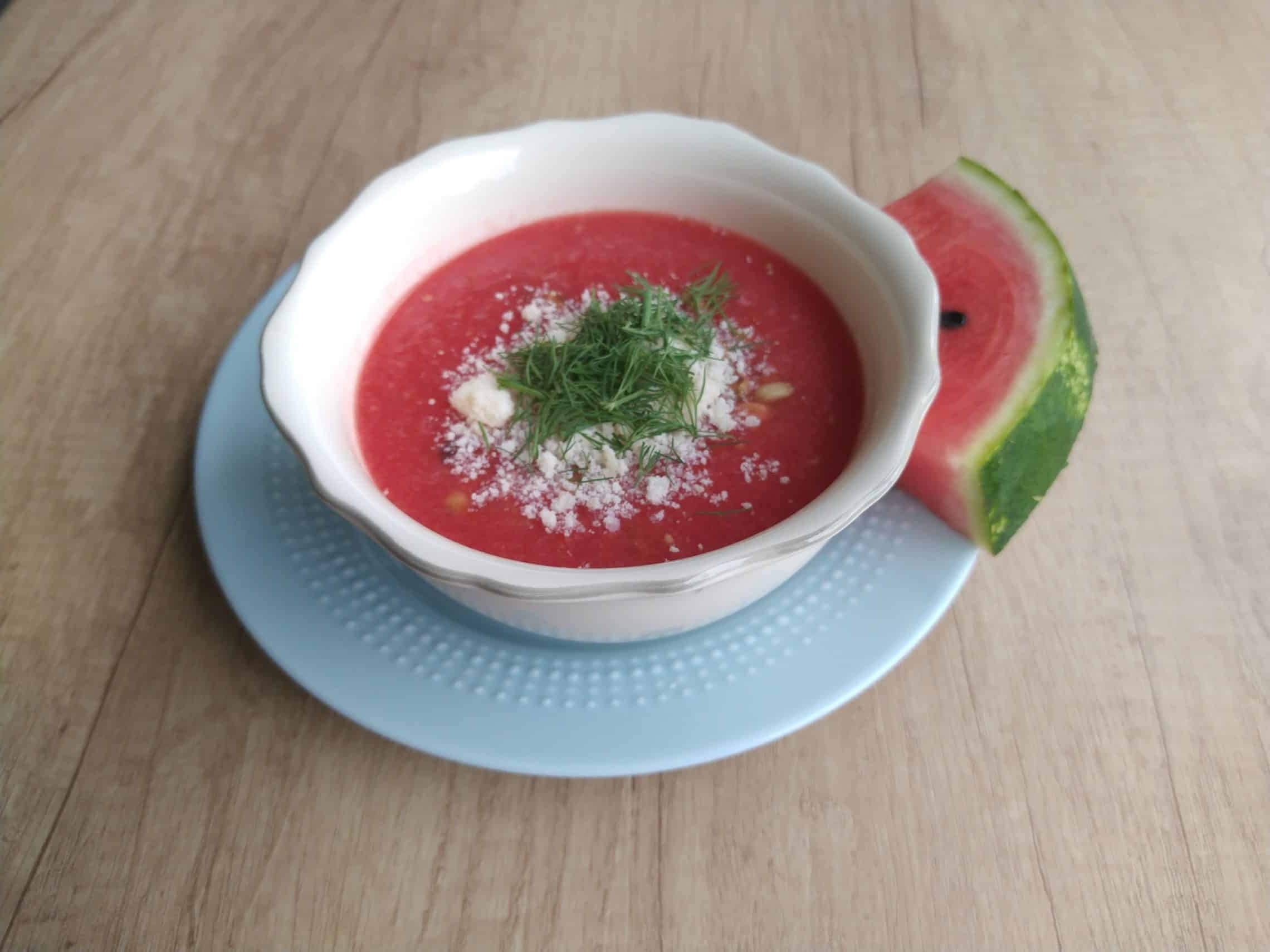 przepis-na-chlodnik-arbuzowo-ogorkowy