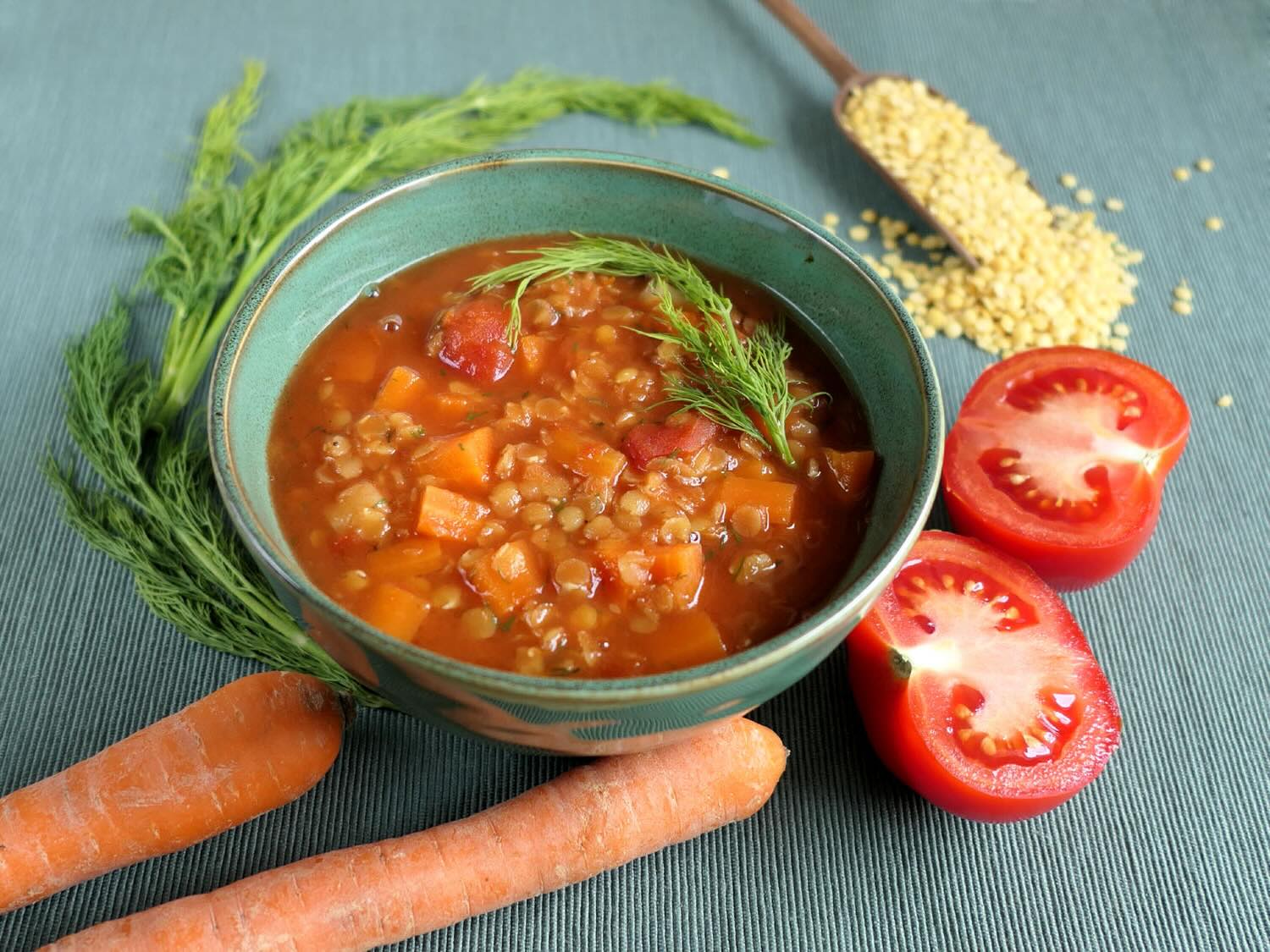 przepis-na-zupa-z-soczewicy-i-suszonych-pomidorow